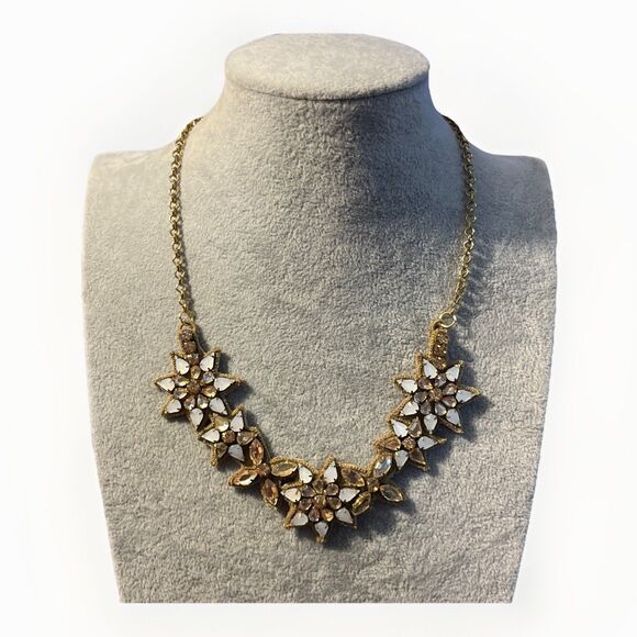 Vintage Suede Backed Prong Set Glass Stone Pink White Floral Necklace - Picture 2 of 13